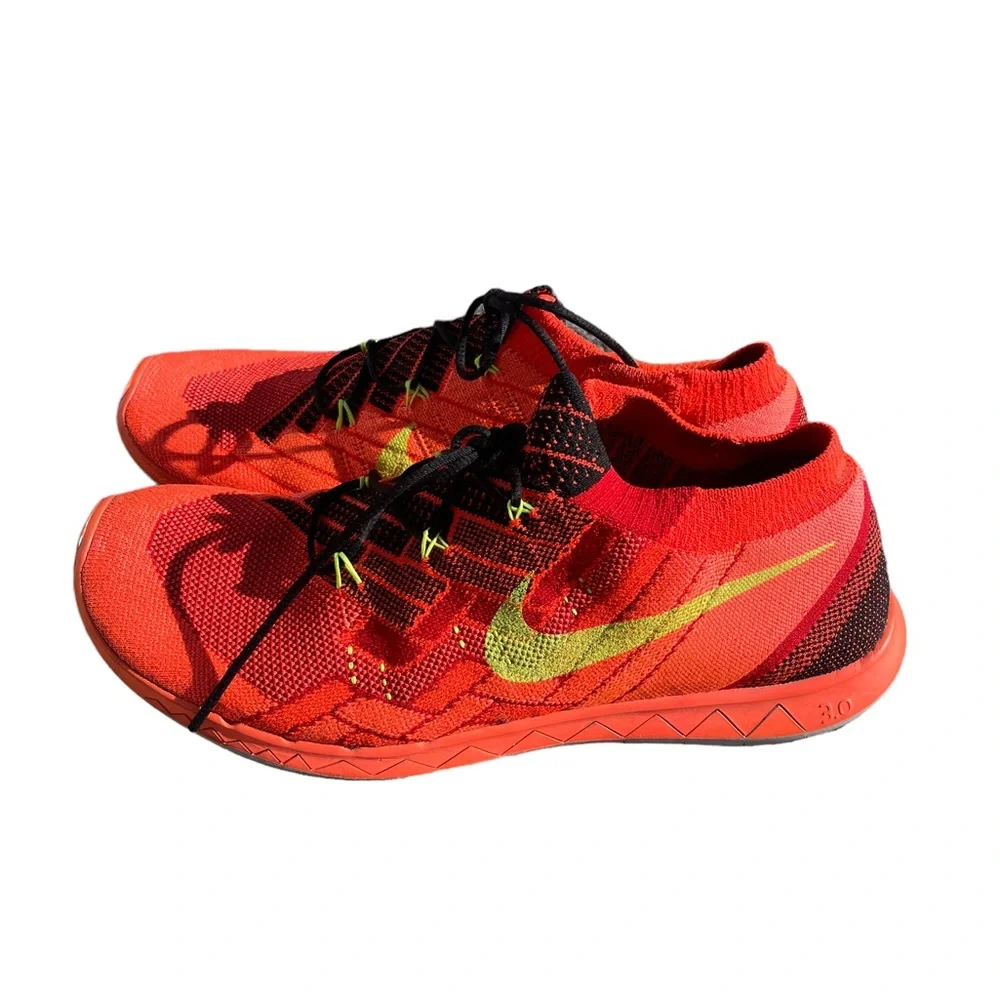 Nike Shoes 11.5 - Picture 4 of 5